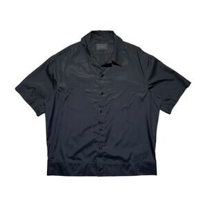 Pearl back button down